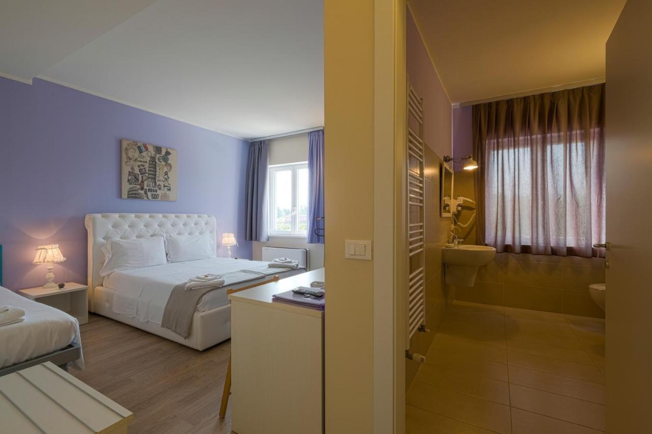 Albergo Trattoria Italia Desenzano del Garda Ngoại thất bức ảnh