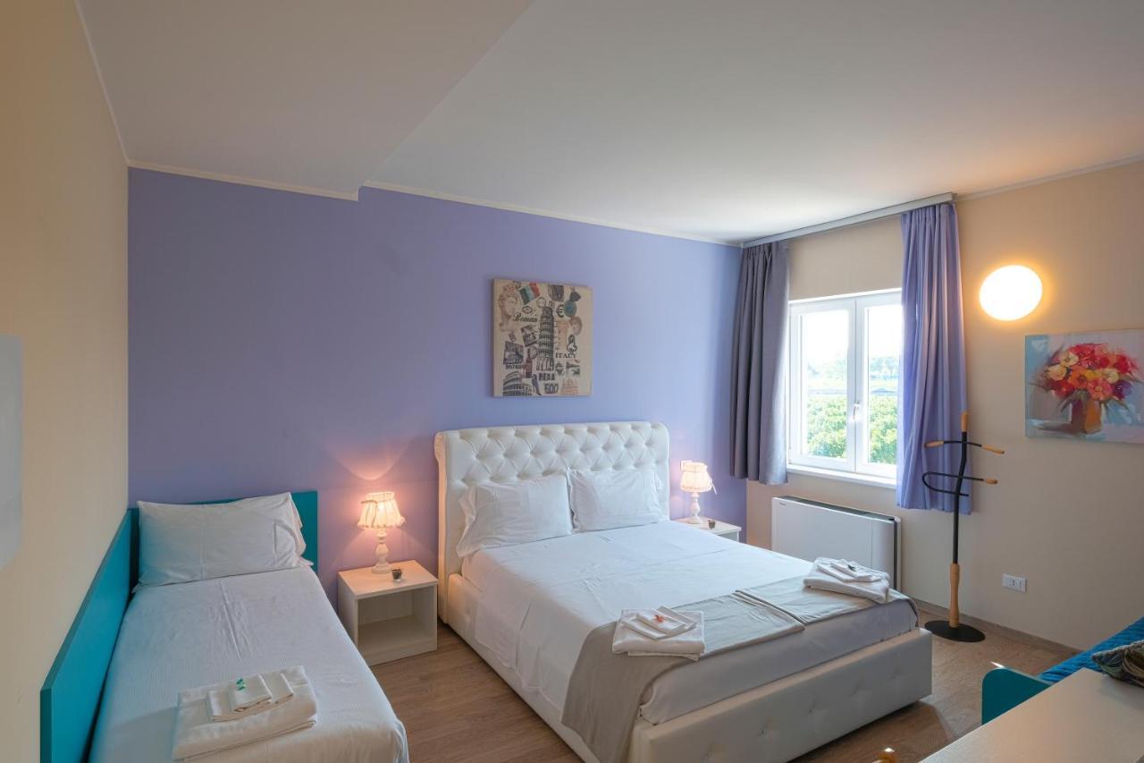 Albergo Trattoria Italia Desenzano del Garda Ngoại thất bức ảnh